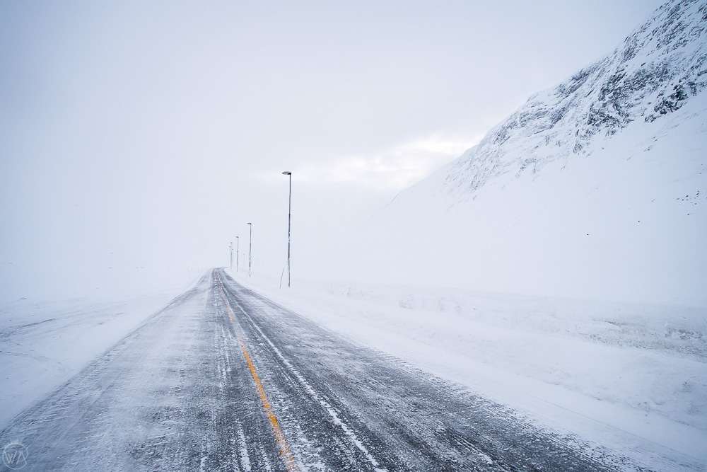 norway winter travel road trip itinerary - winter driving in Norway