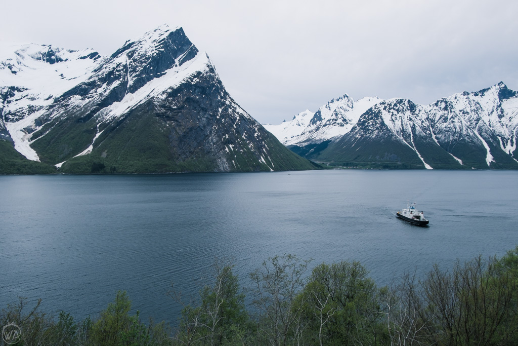 Hjørundfjord cruise