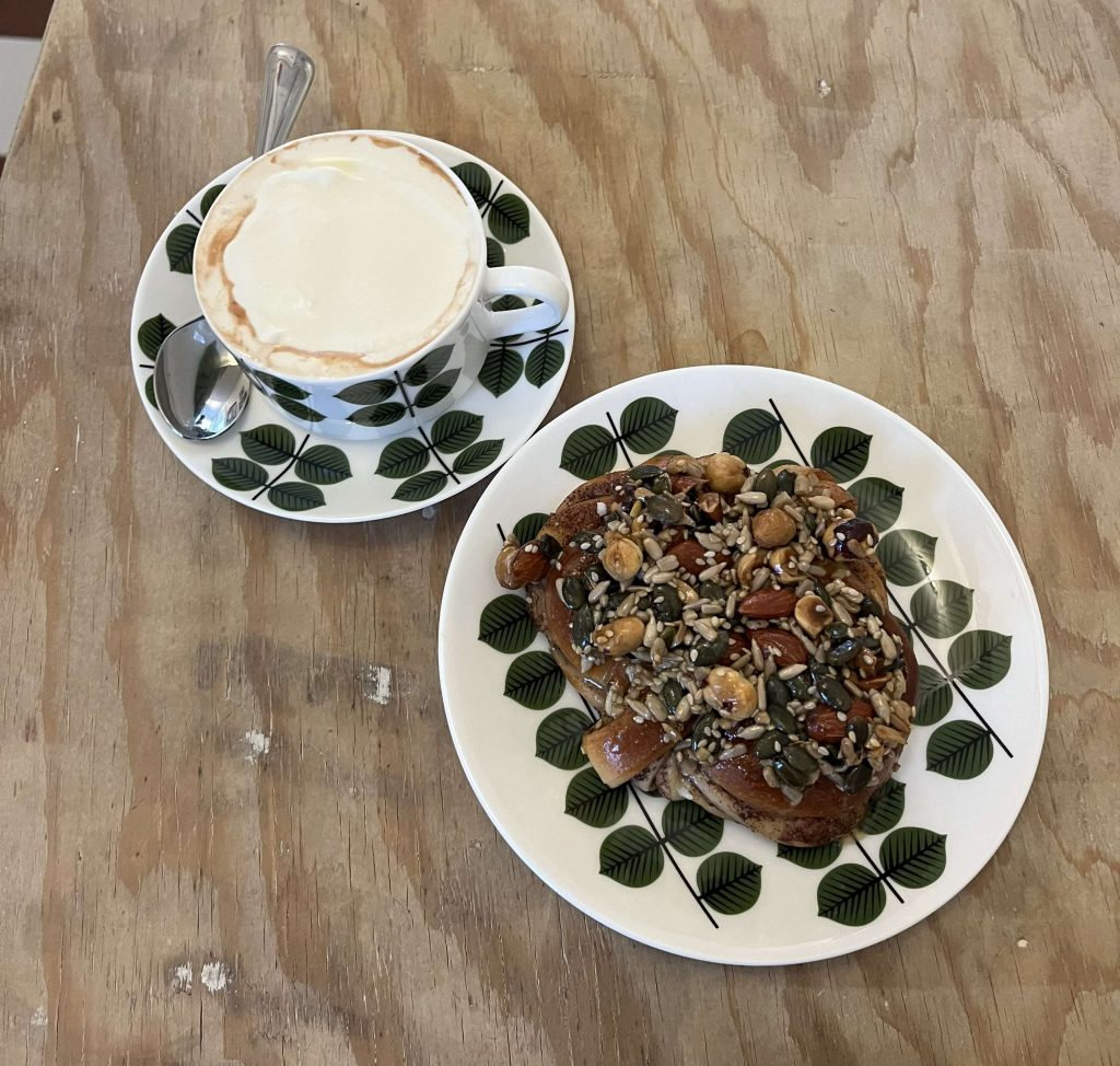 best cafes in Oslo are the ones with good coffee and cinnamon buns